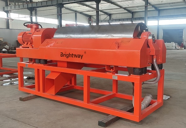 Brightway oilfield decanting centrifuge in the workshop