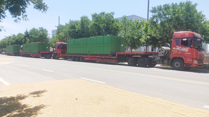 Mud tank being transported